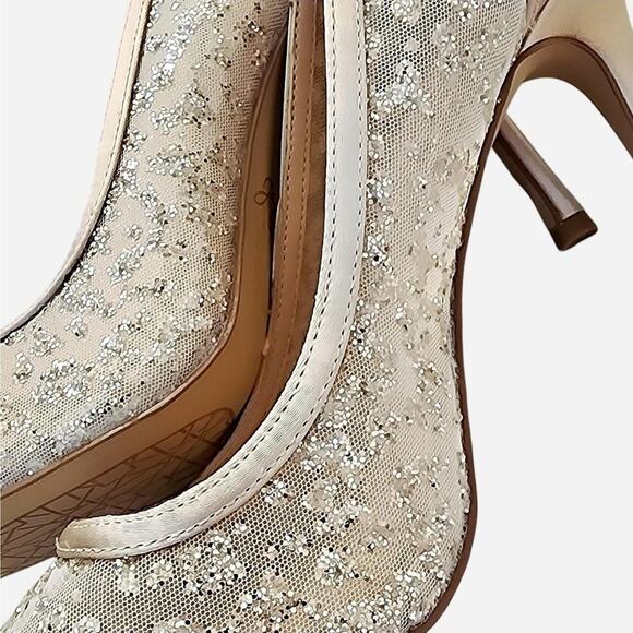 NEW (Retail$198) Badgley Mischka Julissa D'Orsay Champagne Crystal Pumps Size 6 - Picture 6 of 8